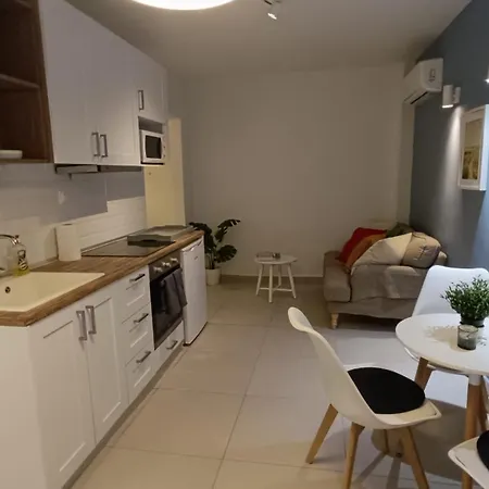 Nitro Center - Solunikus - Self-care - Self Tidying - Washing - Pay Less Longer Apartmán
